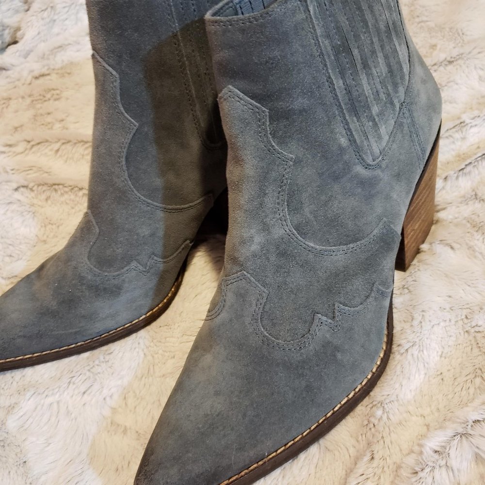 Sam Edelman Winona Suede Western Bootie.  Size 10.